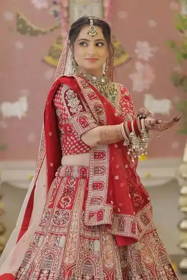 Best Maternity shoot photographers in Ahmedabad